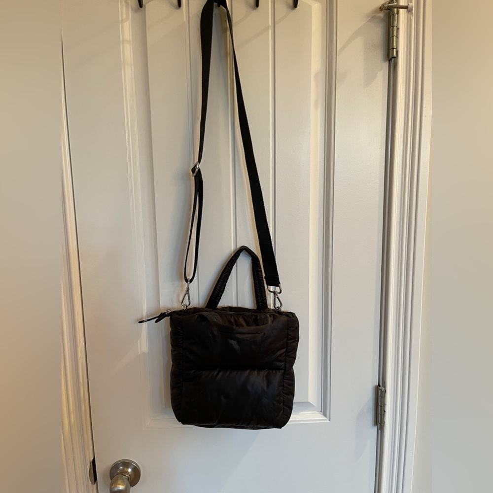 Puffer crossbody bag